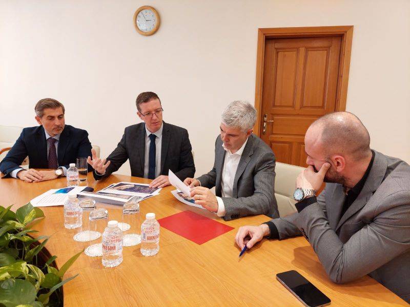 Министър Малинов обсъди с представители на ОМВ Петром перспективите пред Блок 
